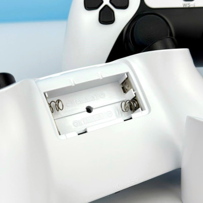 Игровая Консоль GameStick в HDMI с Беспроводными Джойстиками M15 64GB 20000 игр, Белая